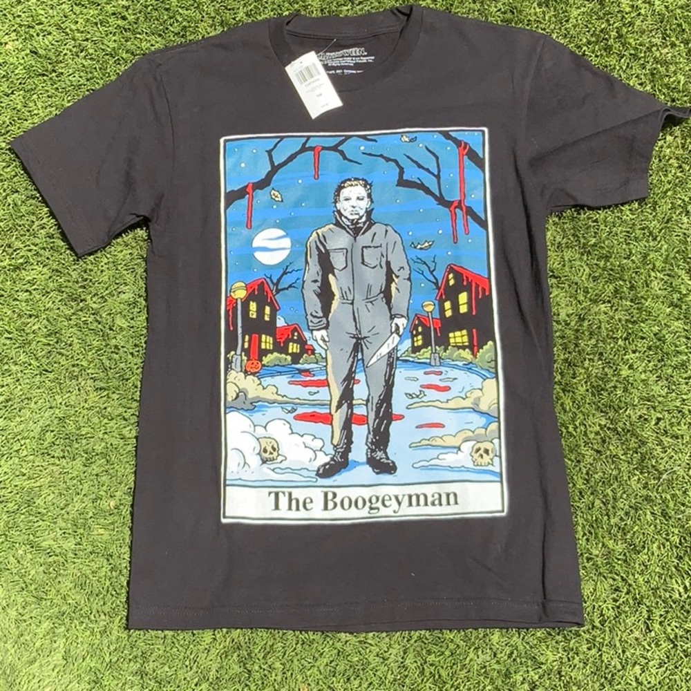 Halloween graphic tee